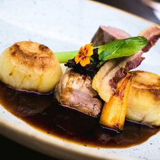 Hotel La Mon Hotel And Country Club cazare Belfast