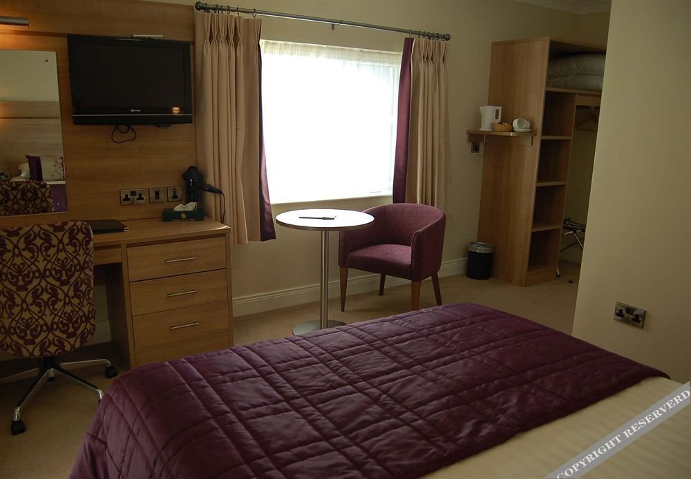 Ivanhoe Hotel And Inn
