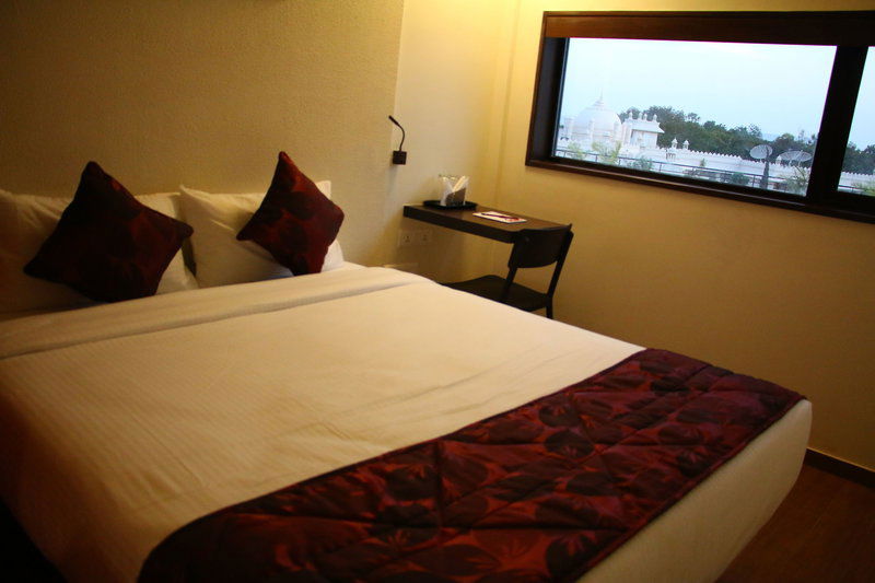 Hotel 7Apple Hotels - Aurangabad