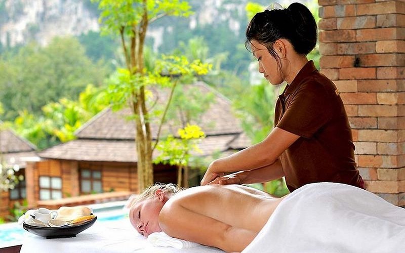 Phu Pi Maan Resort & Spa
