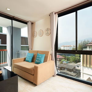 Hotel Cross Vibe Chiang Mai Decem cazare Chiang Mai