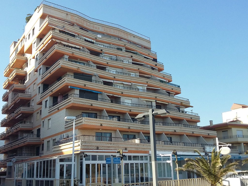Hotel Apartamentos Bernat Pie De Playa 3000