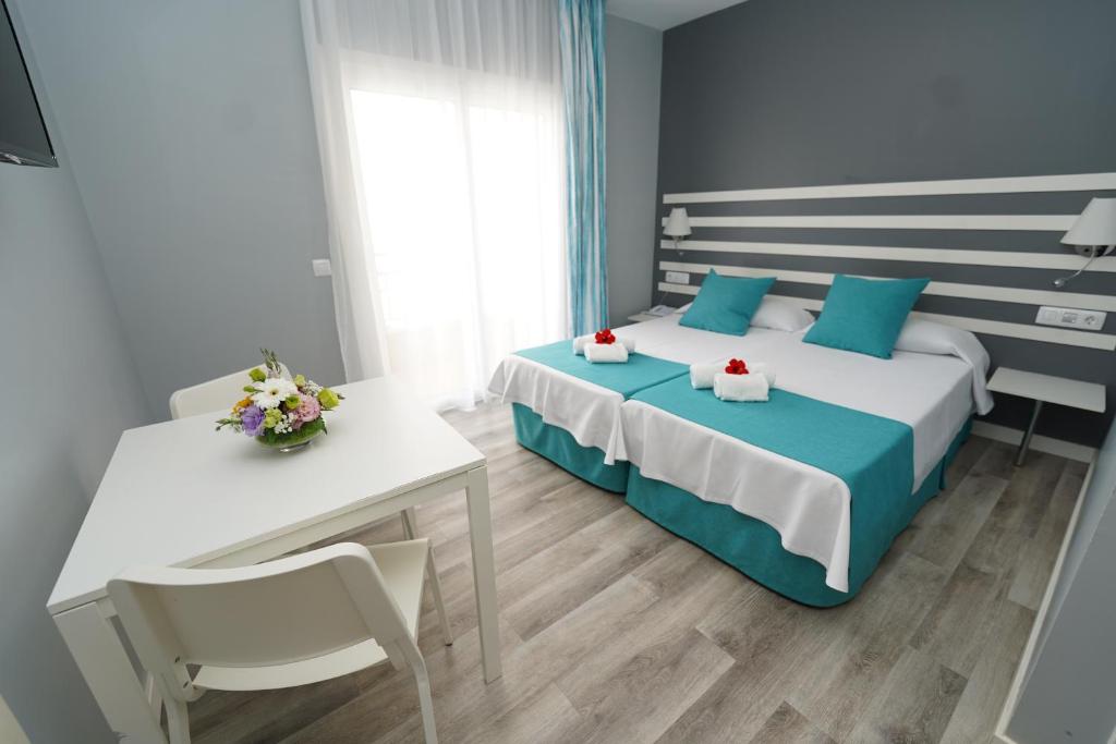 dal travel Rf Apartamentos Bambi - Adults Only