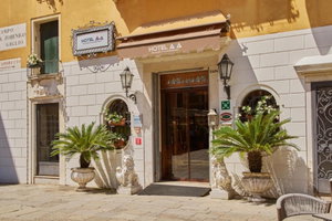 Hotel Unahotels Ala Venezia - Adults Only cazare Veneția