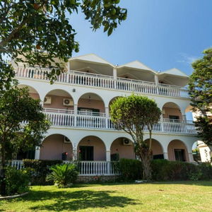 Sejur Alamis Hotel & Apartments vacanta Planos