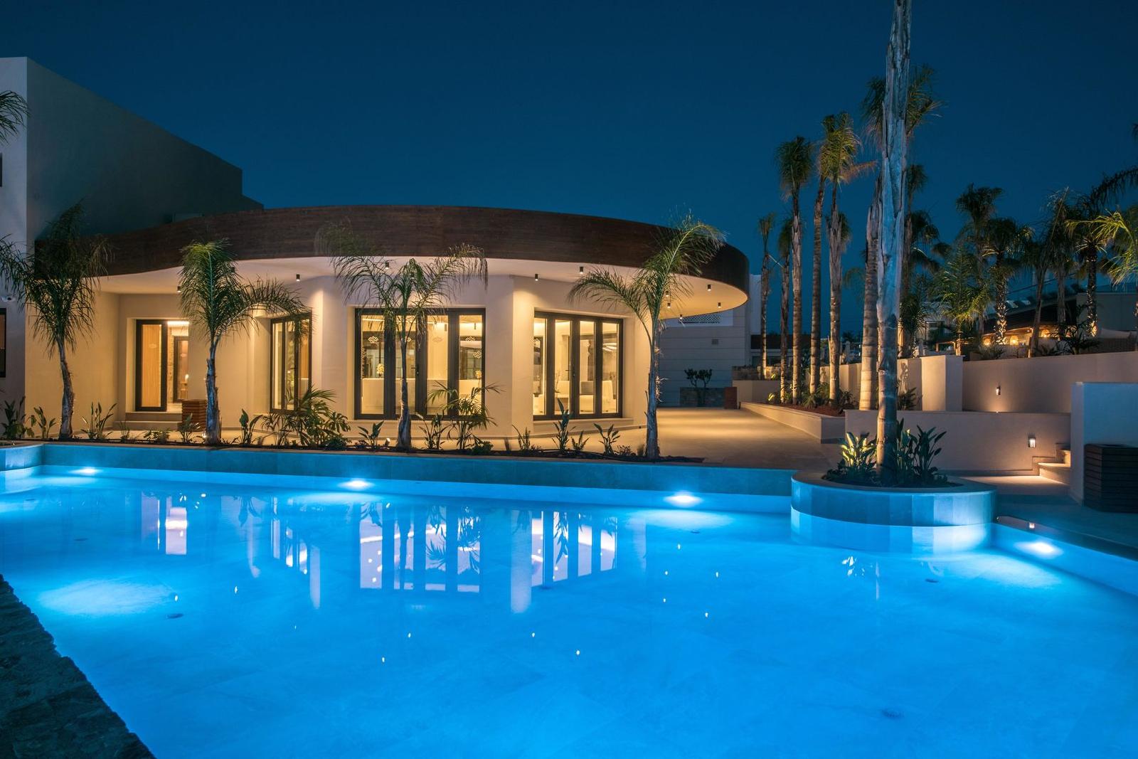 Noble Hotel Suites Adults Only