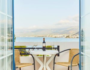 Hotel Veneto Sea View Apartments cazare Stalis