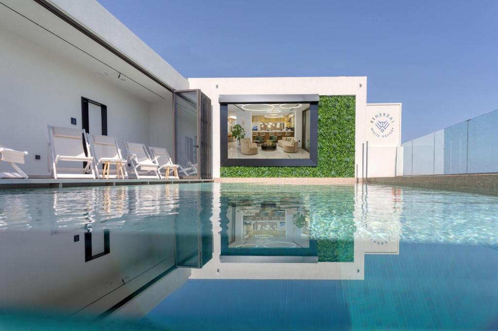 dal travel Ethereal White Resort Hotel & Spa