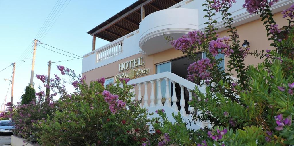 Hotel Golden Rose Suites
