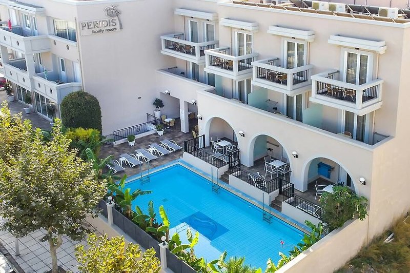 Peridis Family Resort