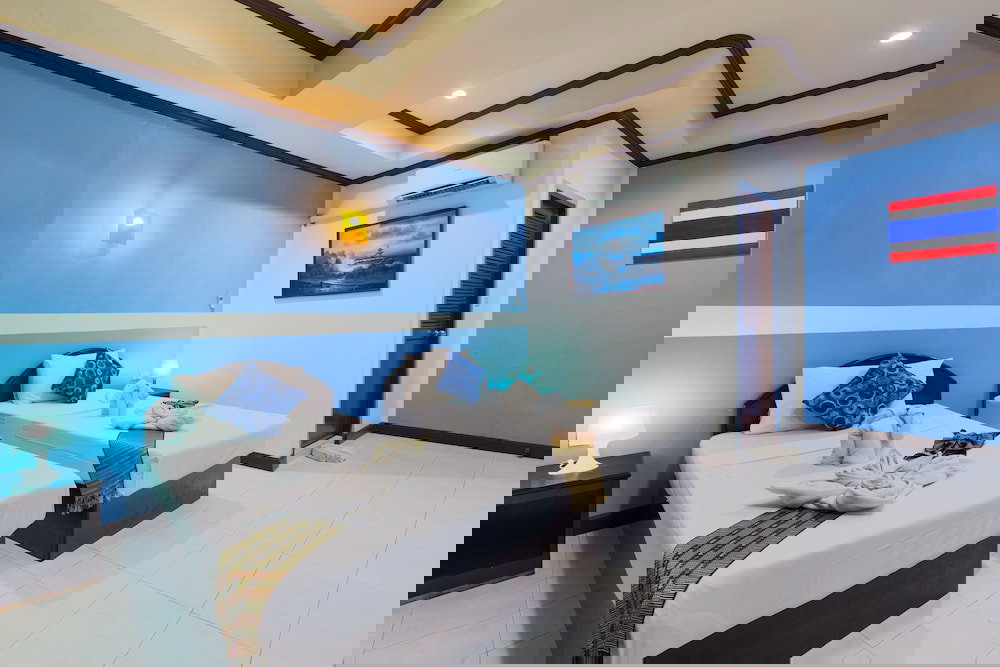 Hotel The Grand Orchid Inn