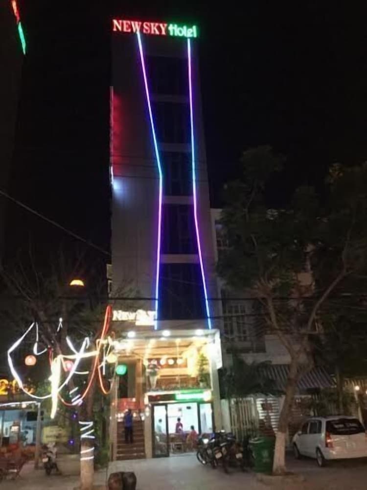 New Sky Hotel