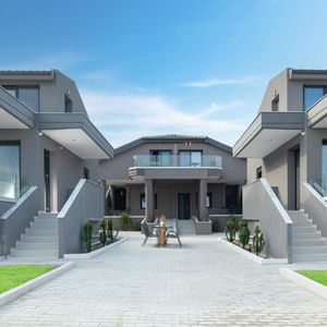 Hotel Mykoniatika Villas cazare Halkidiki