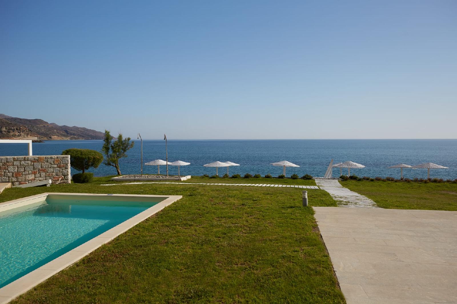 Giannoulis – Grand Bay Beach Resort - Adults Only