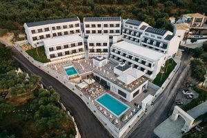 Hotel Tesoro Hotel Zakynthos cazare Planos