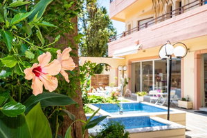 Hotel Louladakis Apartments cazare Dimos Platanias