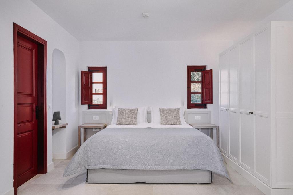 Vedema, A Luxury Collection Resort, Santorini