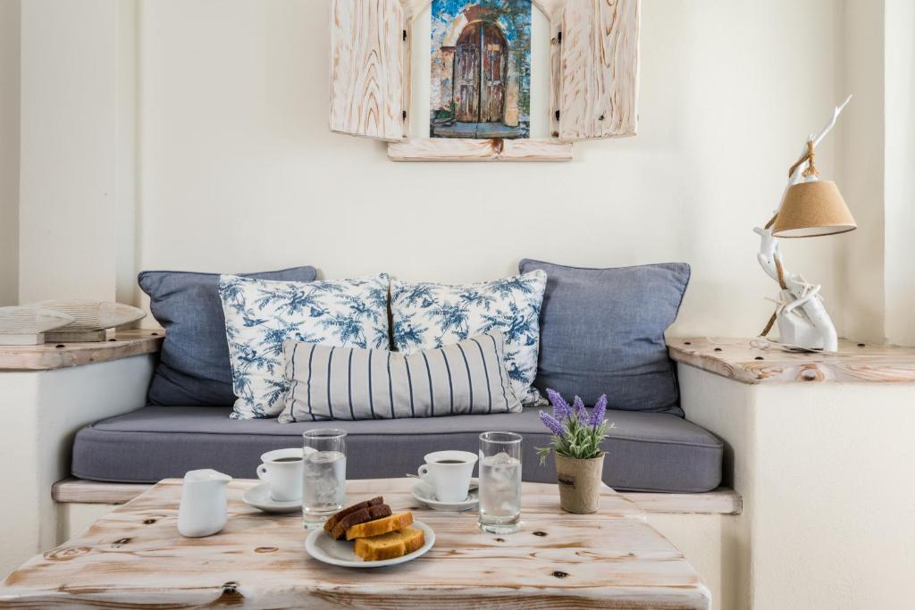 Athermi Suites - Adults Only