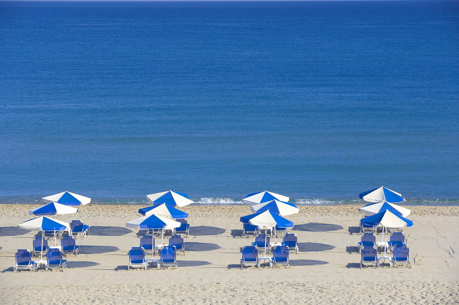 La Stella Suites
