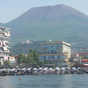 Sejur Hotel Holidays vacanta Napoli