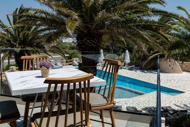 Pnoi Hotel