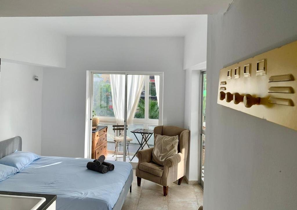 Hotel Begonia City Center Apartment 230