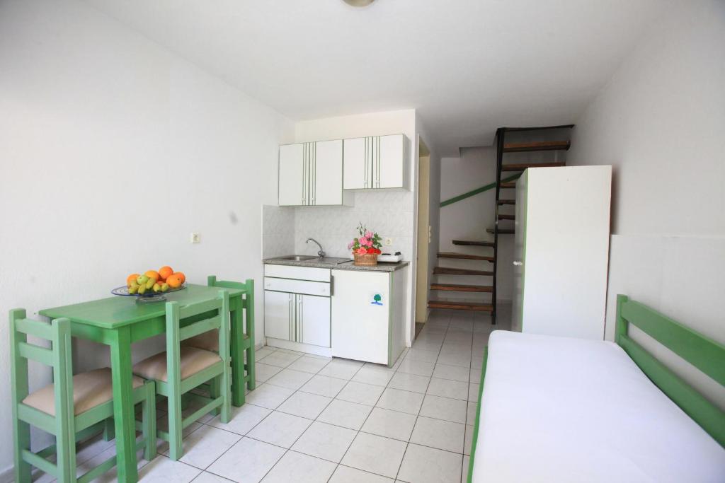 Anatoli Apartments