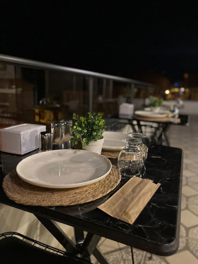 Hotel Grand Aura Hotel