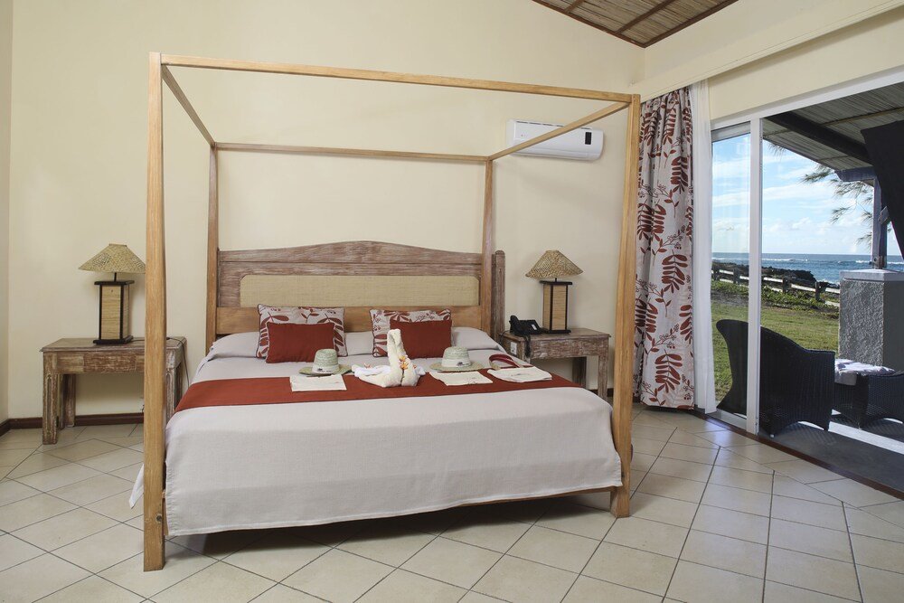 Cotton Bay Hotel