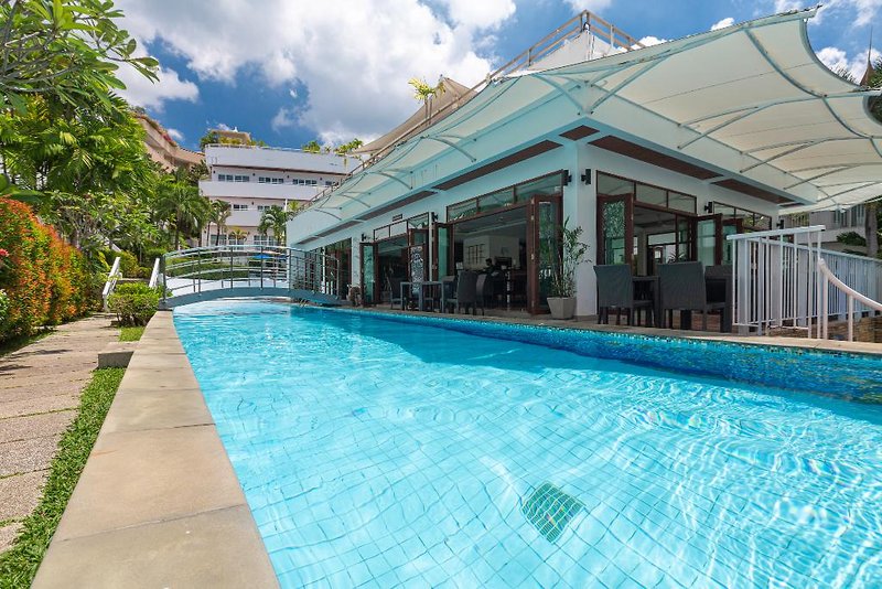 Phunawa Karon Beach Resort & Spa