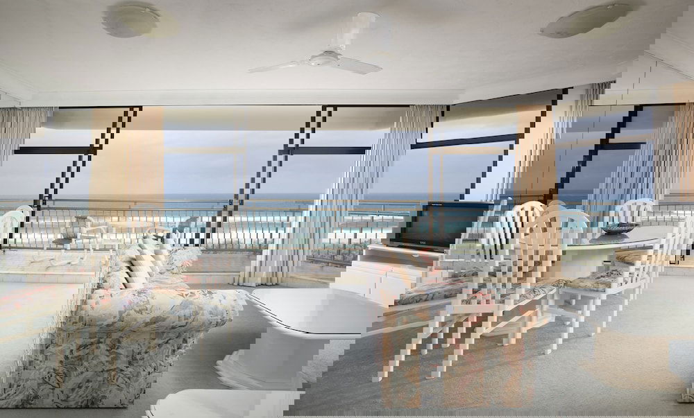 Hotel Breakfree Imperial Surf