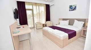 Hotel Q