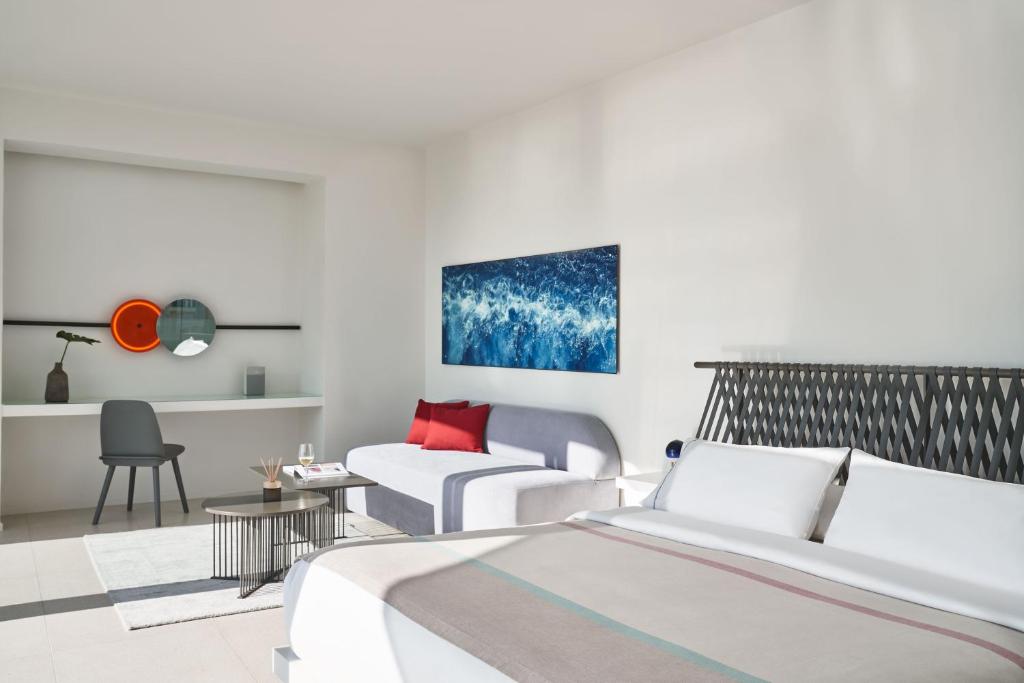 Alti Santorini Suites