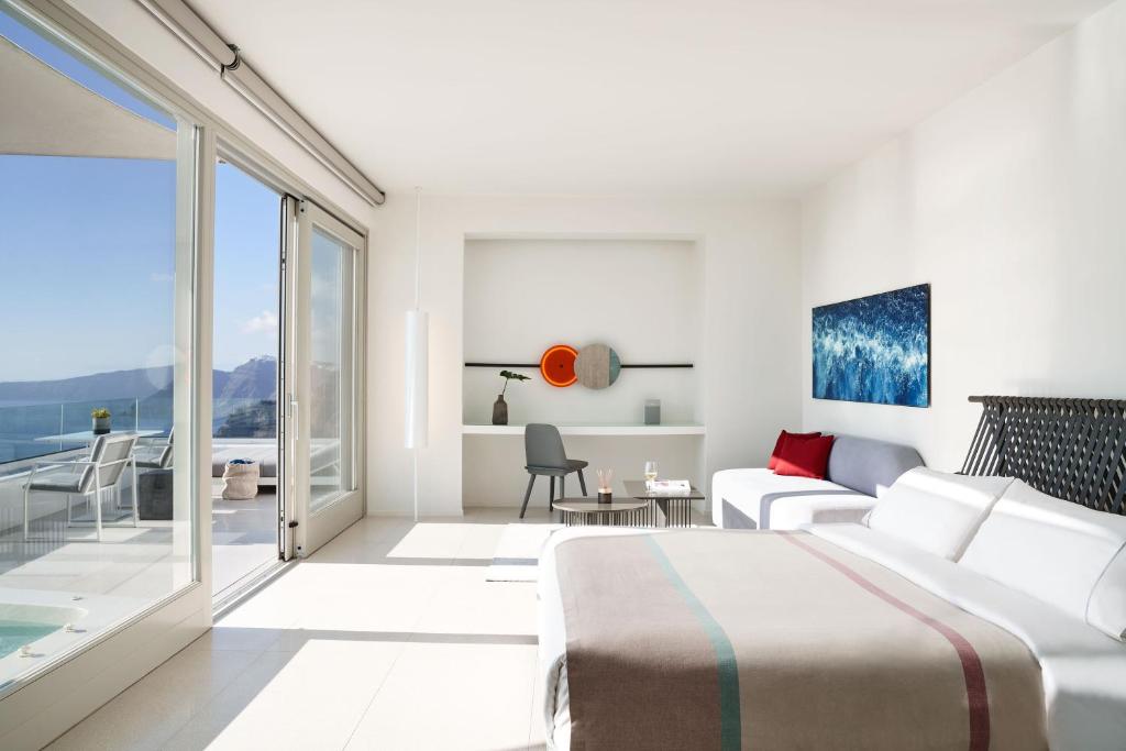 Alti Santorini Suites