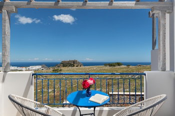 Hotel 'Lindian Myth' Sea View Studios