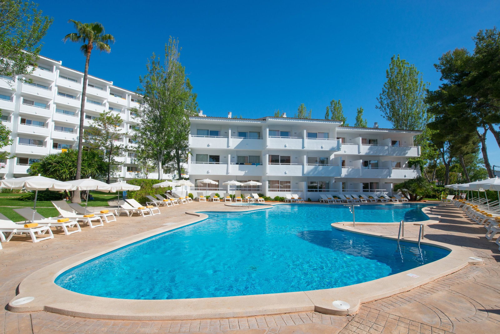 dal travel Iberostar Waves Ciudad Blanca