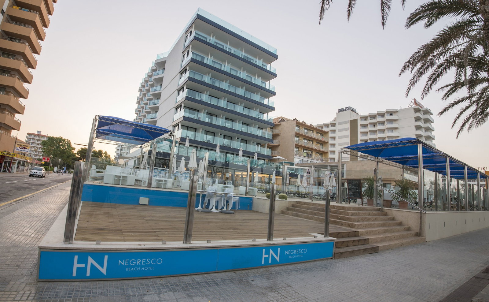 Hotel Hn Negresco Beach Hotel