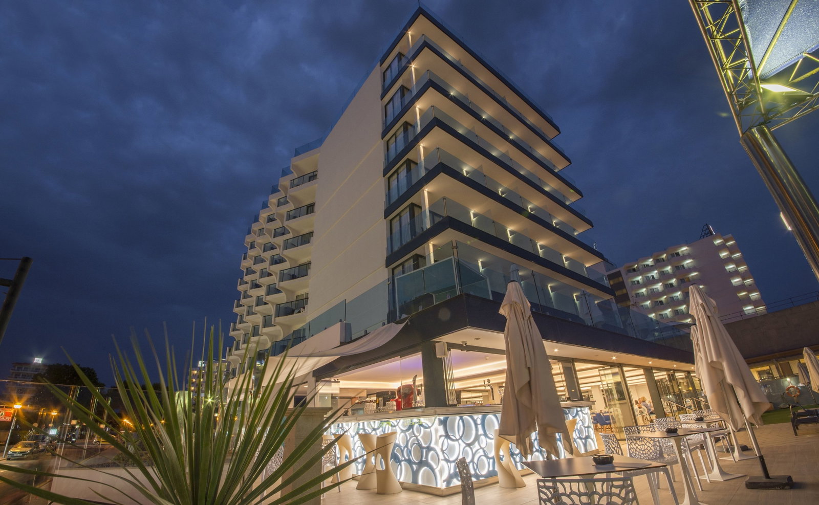 dal travel Hn Negresco Beach Hotel