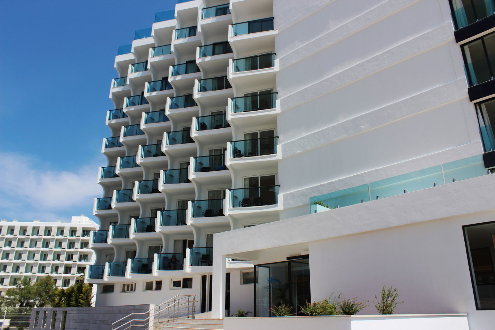 dal travel Hn Negresco Beach Hotel