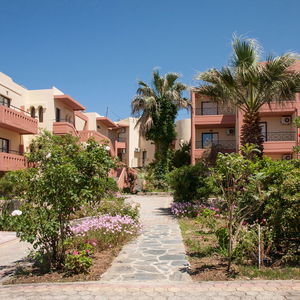 Hotel Ekavi Apartments cazare Agia Marina