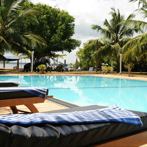 Hotel Lagoon Paradise cazare Sri Lanka