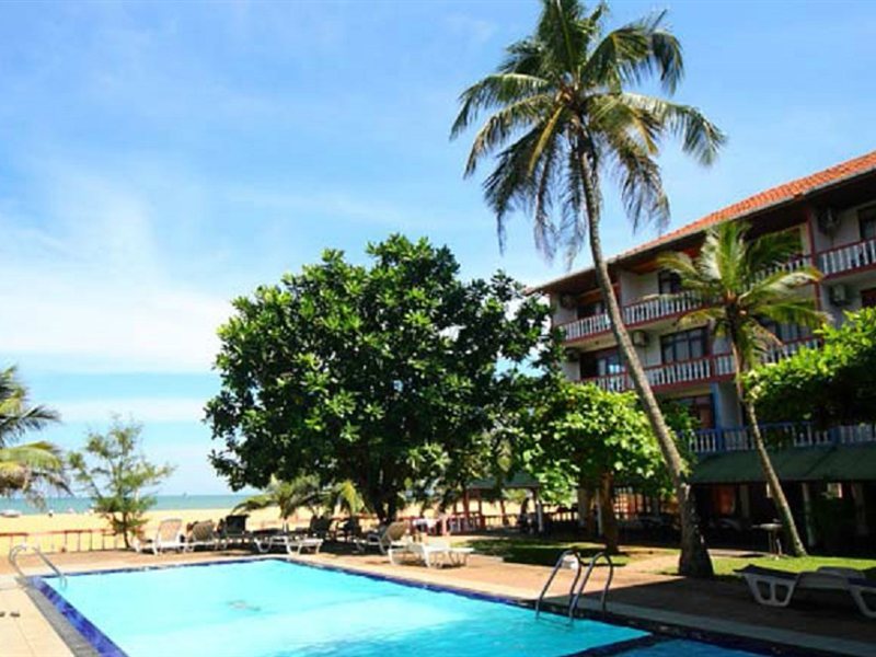 Topaz Beach Hotel