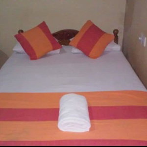 Hotel Viveka Inn Guest cazare Sri Lanka