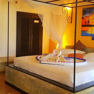 Hotel Flower Garden Lake Resort cazare Sri Lanka