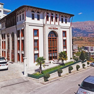 Hotel Vila Sharm cazare Gjirokaster