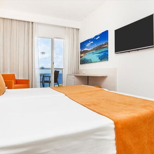 Hotel Globales Almirante Farragut cazare Menorca