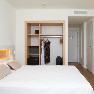 Sejur Hotel Prestige Sant Marc vacanta Roses