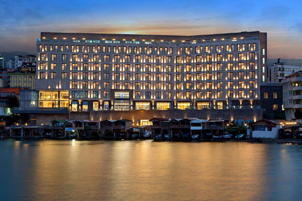 Hotel Doubletree By Hilton Trabzon