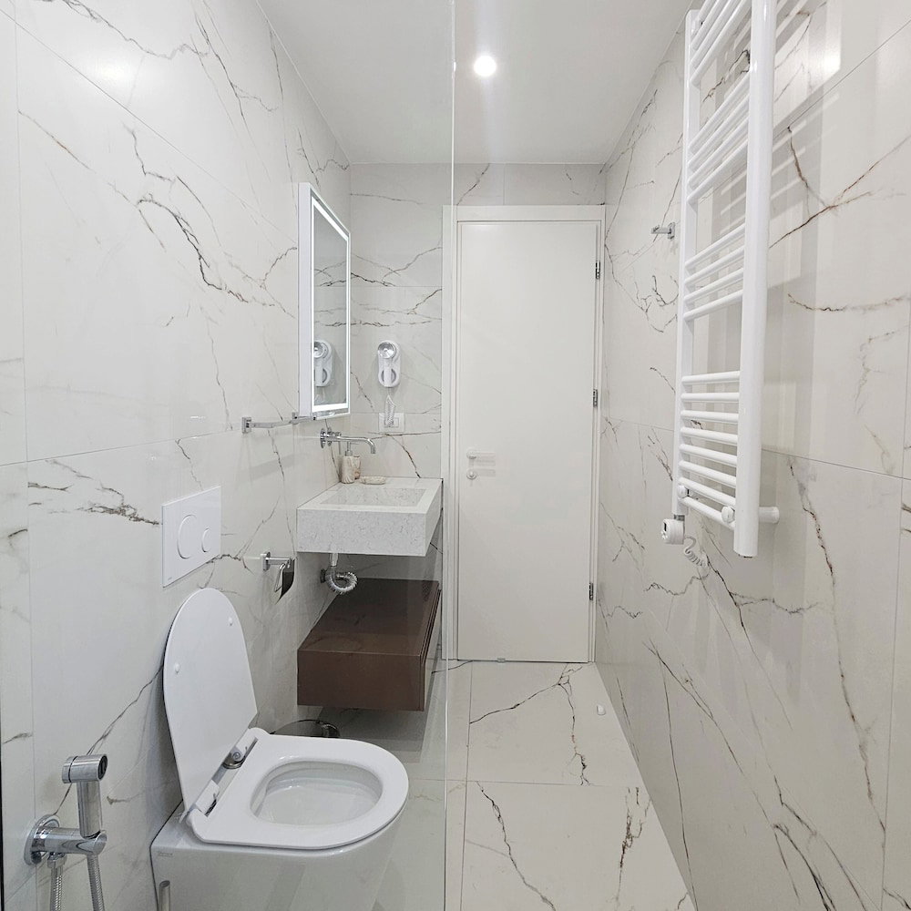 Ares Beachfront Luxury Rooms