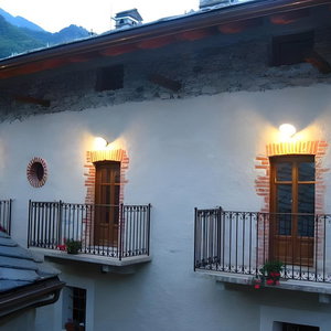 Hotel La Maison Des Vignerons cazare Donnas